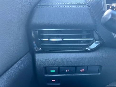 Used 2020 Nissan Sentra SV image 23