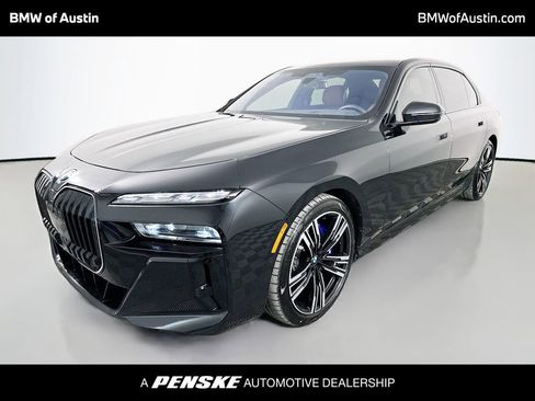 Used 2025 BMW i7 xDrive60 w/ Executive Package AWD/4WD image 1