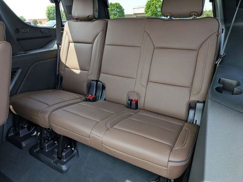 New 2026 Chevrolet Tahoe High Country AWD/4WD image 31