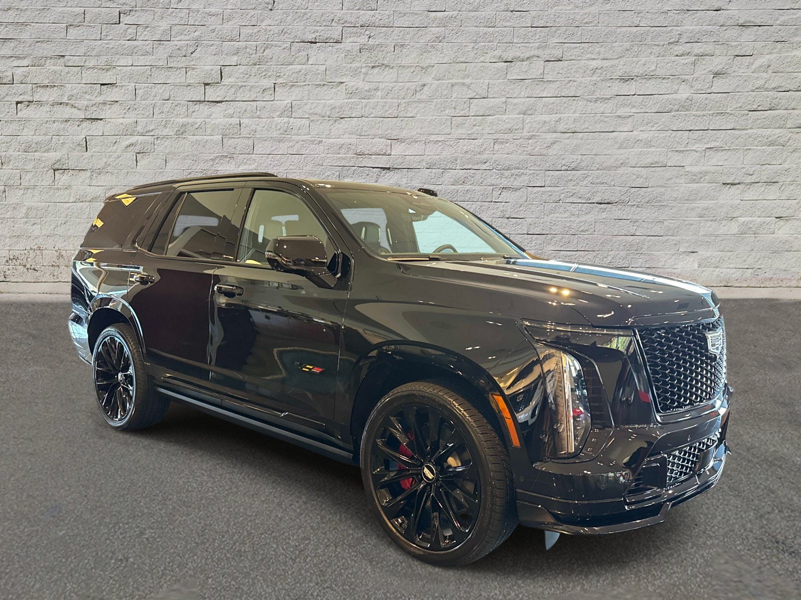Used 2026 Cadillac Escalade V w/ LPO, ONYX Package AWD/4WD image 6
