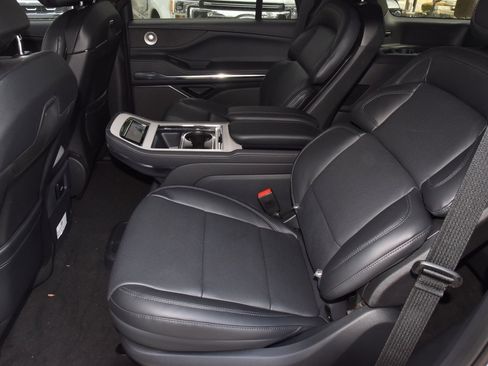 New 2025 Lincoln Navigator Reserve w/ Jet Appearance Package image 21