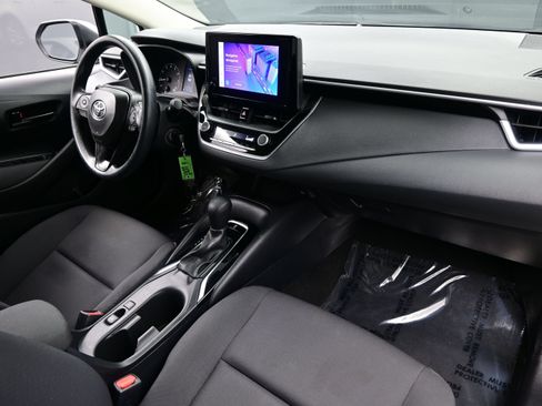 Used 2024 Toyota Corolla LE FWD image 14