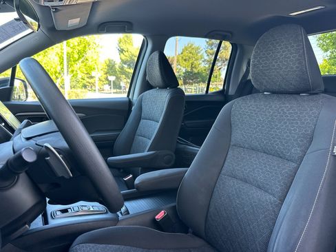 Used 2023 Honda Ridgeline Sport image 21
