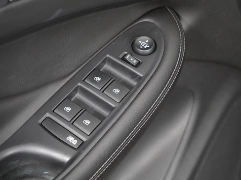 Used 2019 Buick Envision Essence AWD/4WD image 26