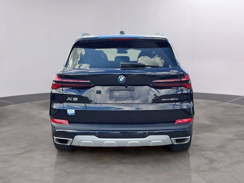 Used 2025 BMW X5 xDrive50e AWD/4WD image 5