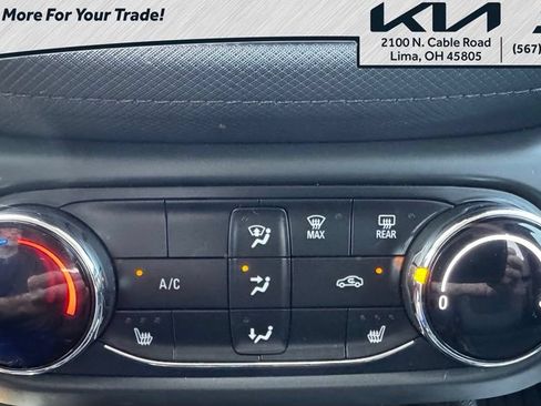 Used 2022 Chevrolet TrailBlazer LT w/ LPO, Blackout Package FWD image 7