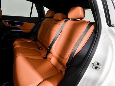 New 2026 Mercedes-Benz GLC 300 4MATIC image 5