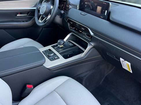 New 2026 MAZDA CX-90 Plug-In Hybrid w/Premium Sport AWD/4WD image 17