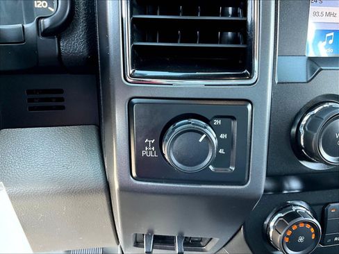 Used 2019 Ford F150 XLT w/ Equipment Group 301A Mid AWD/4WD image 39