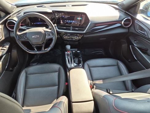 Used 2024 Chevrolet Trax RS w/ Driver Confidence Package FWD image 27