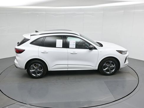 Certified 2023 Ford Escape ST-Line w/ Equipment Group 301A image 38