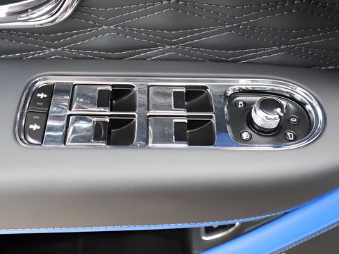 New 2026 Bentley Bentayga Speed AWD/4WD image 13
