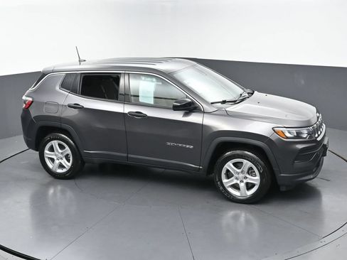 Used 2023 Jeep Compass Sport AWD/4WD image 41