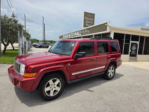 Used 2010 Jeep Commander Sport w/ Sun/Sound Group AWD/4WD image 1