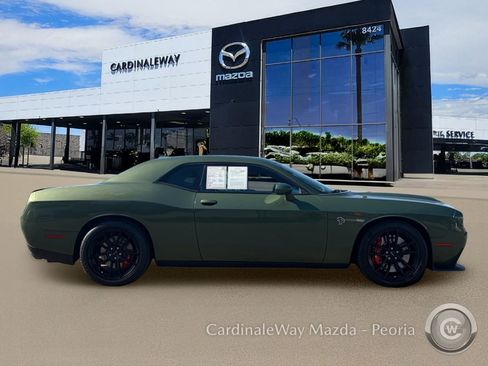 Used 2023 Dodge Challenger SRT Hellcat w/ Driver Convenience Group RWD image 9