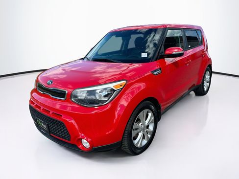 Used 2016 Kia Soul ! FWD image 3