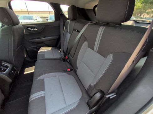 Used 2025 Chevrolet Blazer LT FWD image 26