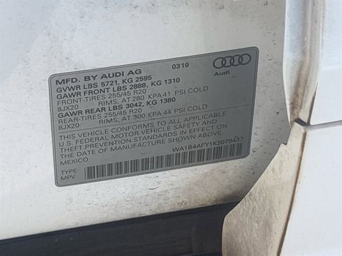 Used 2019 Audi SQ5 Premium Plus w/ Premium Plus Package image 31