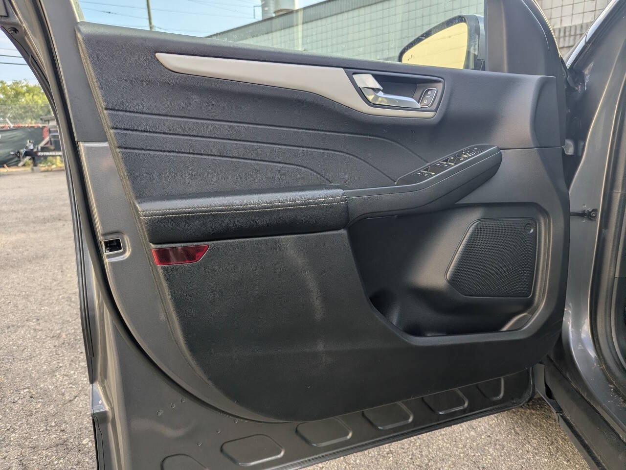 Used 2021 Ford Escape SE w/ Convenience Package AWD/4WD image 12
