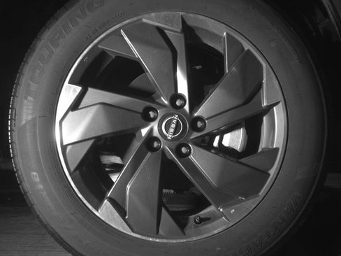 Used 2025 Nissan Rogue SV image 13