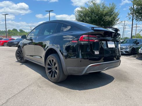 Used 2022 Tesla Model X Plaid AWD/4WD image 2