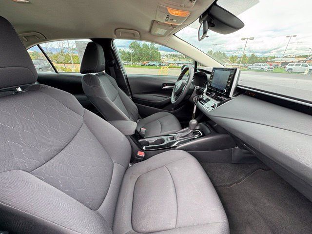 Used 2020 Toyota Corolla LE FWD image 31
