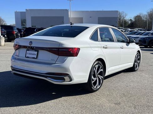 New 2026 Volkswagen Jetta SEL FWD image 3