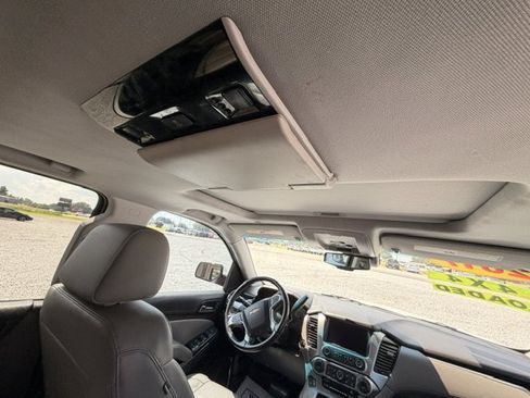 Used 2017 Chevrolet Suburban LT AWD/4WD image 16
