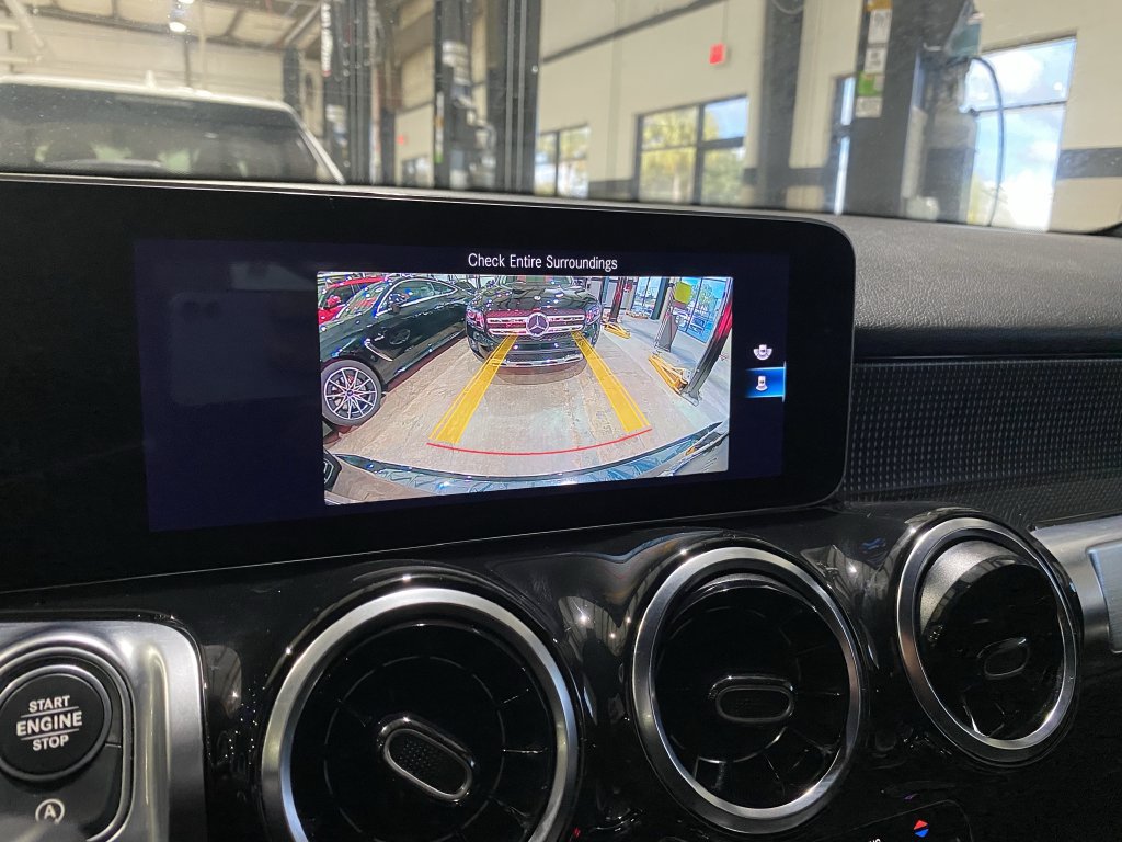 Certified 2021 Mercedes-Benz GLB 250 4MATIC image 6