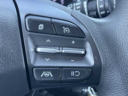 Used 2022 Hyundai Kona SE w/ Cargo Package FWD image 23