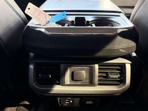 Used 2021 Ford F150 Lariat image 44