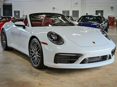 Used 2023 Porsche 911 Carrera image 1