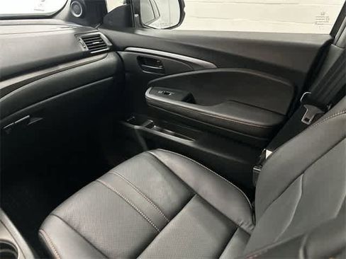 Certified 2023 Honda Passport TrailSport image 13