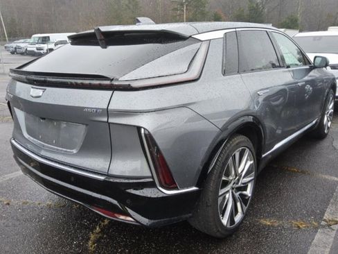 Used 2023 Cadillac Lyriq 2WD image 12