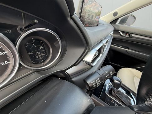 Used 2017 MAZDA CX-5 Touring w/ Preferred Equipment Package image 21