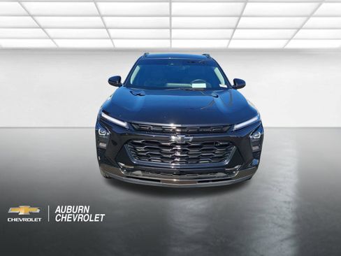 Certified 2025 Chevrolet Trax ACTIV w/ Driver Confidence Package FWD image 8