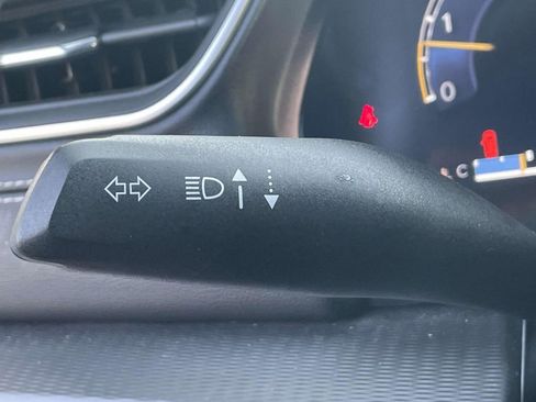 Used 2023 Jeep Grand Cherokee L Laredo image 23