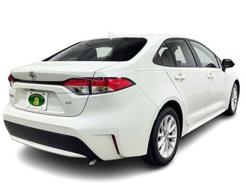 Used 2020 Toyota Corolla LE image 4