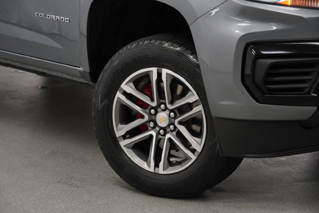 Used 2022 Chevrolet Colorado W/T w/ Custom Special Edition AWD/4WD image 8