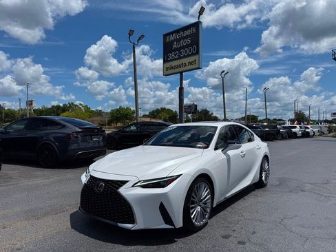 Used 2025 Lexus IS 300 w/ Premium Package RWD image 1