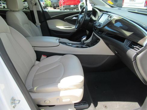 Used 2019 Buick Envision Premium AWD/4WD image 10