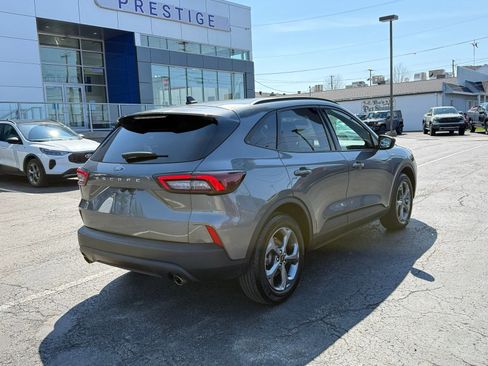 Used 2025 Ford Escape ST-Line FWD image 6