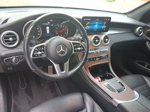Used 2020 Mercedes-Benz GLC 300 4MATIC w/ AMG Line image 15