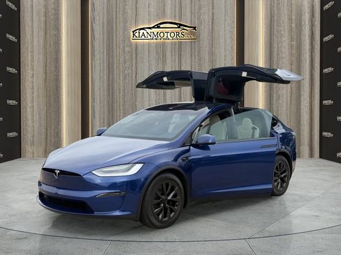 Used 2023 Tesla Model X AWD/4WD image 22