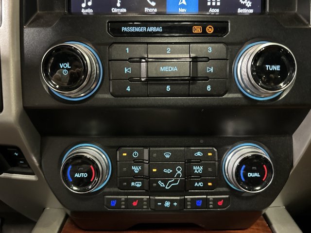 Used 2019 Ford F250 King Ranch w/ King Ranch Ultimate Package AWD/4WD image 21