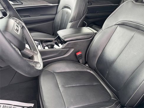 Certified 2022 Jeep Grand Cherokee L Limited image 10