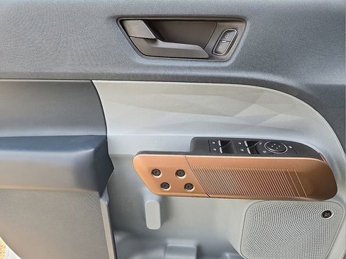 Used 2024 Ford Maverick Lariat w/ FX4 Off-Road Package image 20