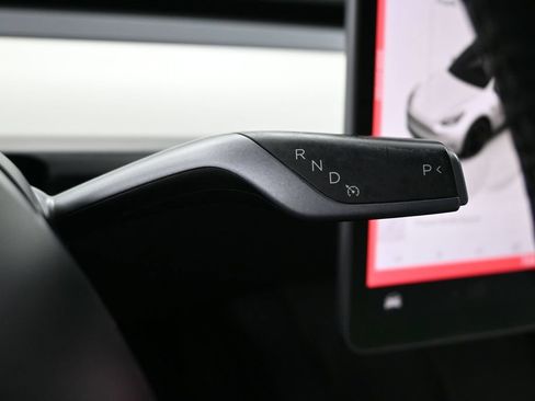 Used 2022 Tesla Model Y Performance AWD/4WD image 22