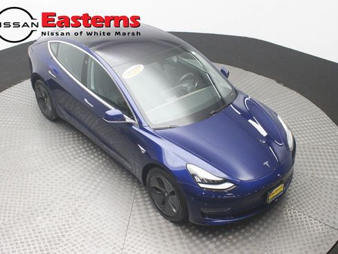 Used 2018 Tesla Model 3 Long Range AWD/4WD image 3