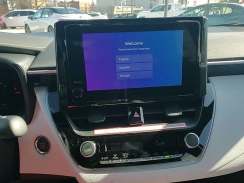 Used 2026 Toyota Corolla SE image 17